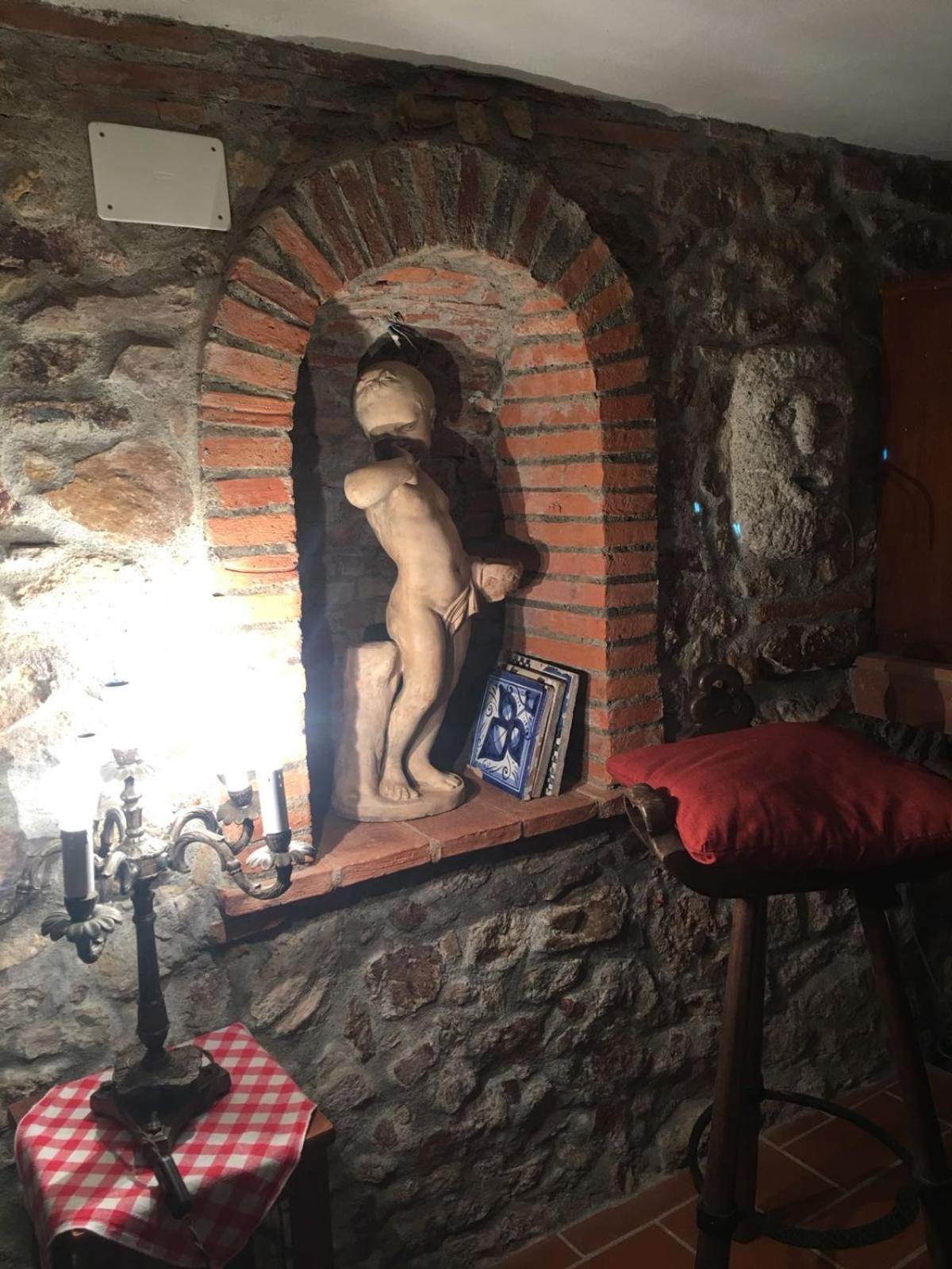Apartamento La Divina Dimora Il Castello Degli Spiriti Magni Montepescali Exterior foto